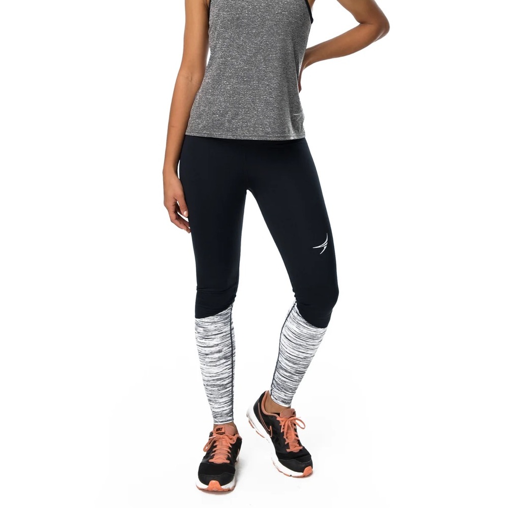 076EA.- Endeavor Athletic. Power up leggings. Size Large